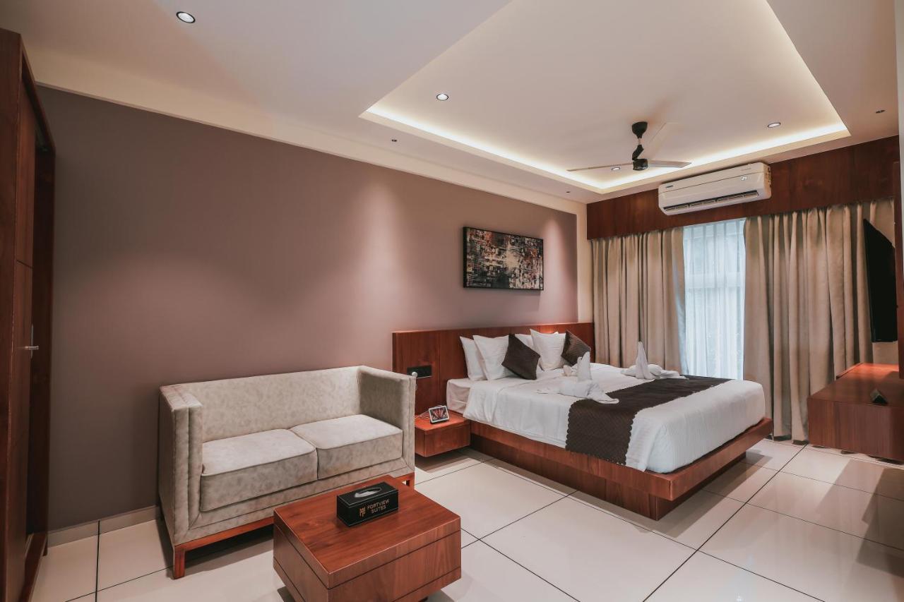 Fortview Suites Kāsaragod Eksteriør billede